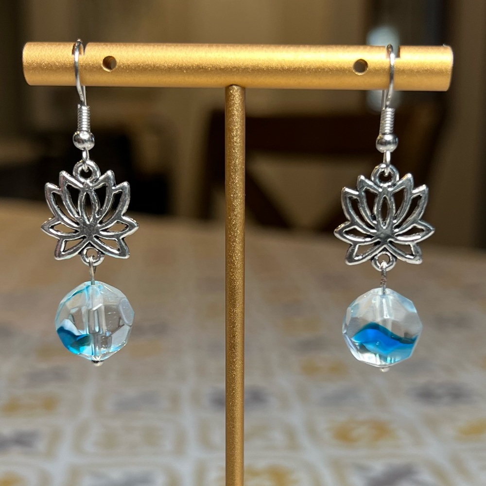 NWOT - Silver and Blue Lotus Earrings